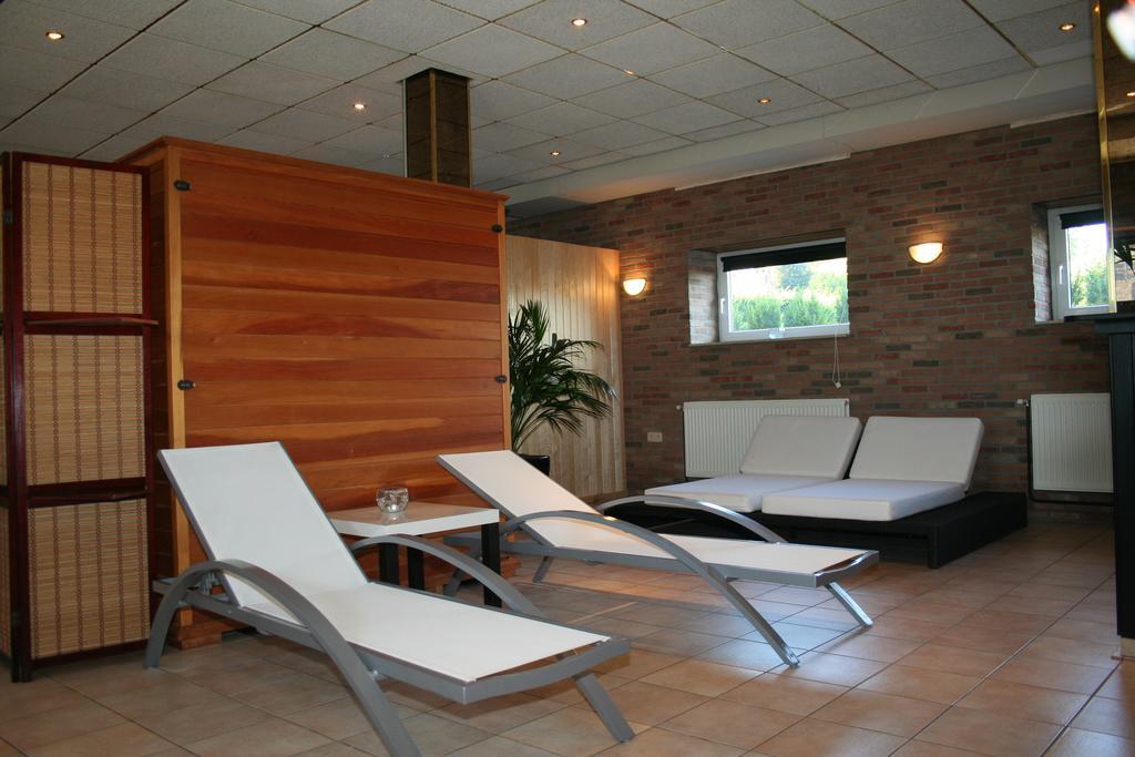 Hotel Admiraal ลานาเคน ภายนอก รูปภาพ