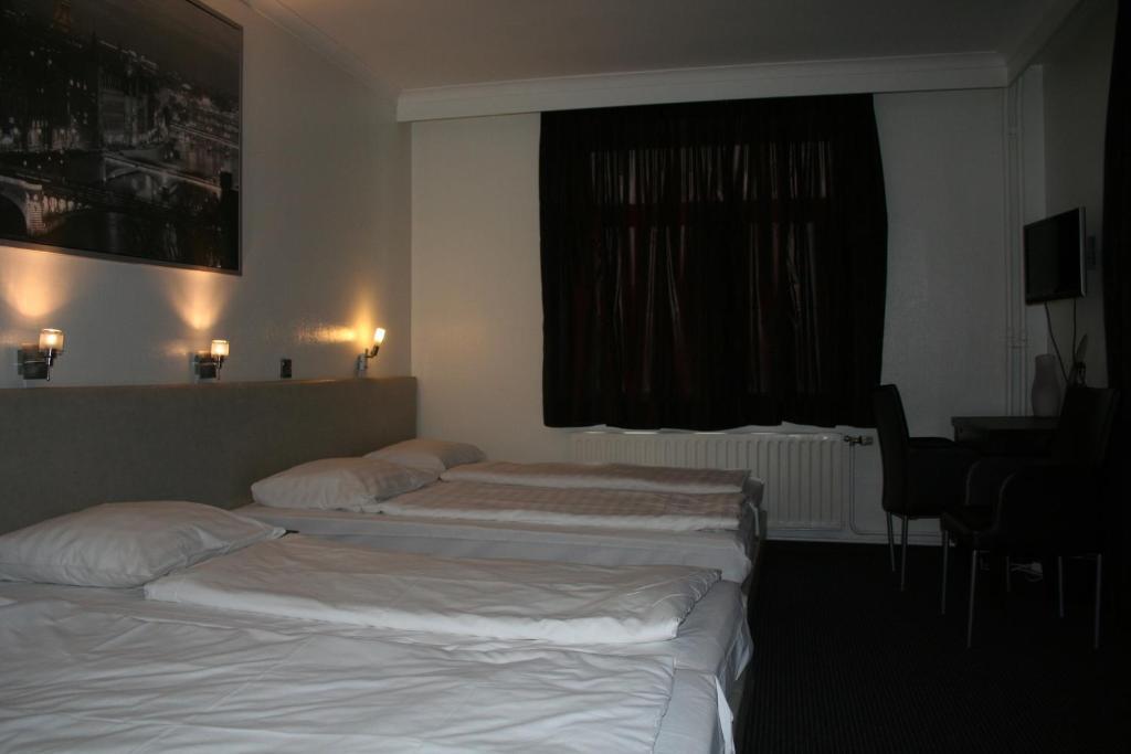 Hotel Admiraal ลานาเคน ห้อง รูปภาพ